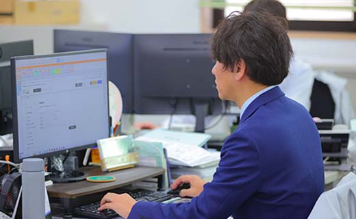 電研コテム㈱先輩社員インタビュー：営業職